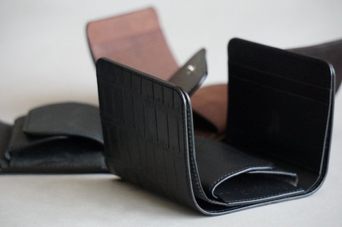 PETROSOLAUM Mountain Fold Wallet (3 Types) | unum