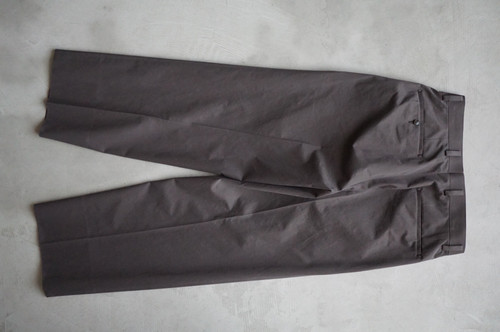 MAATEE&SONS Chino Chic (Chacoal) | unum