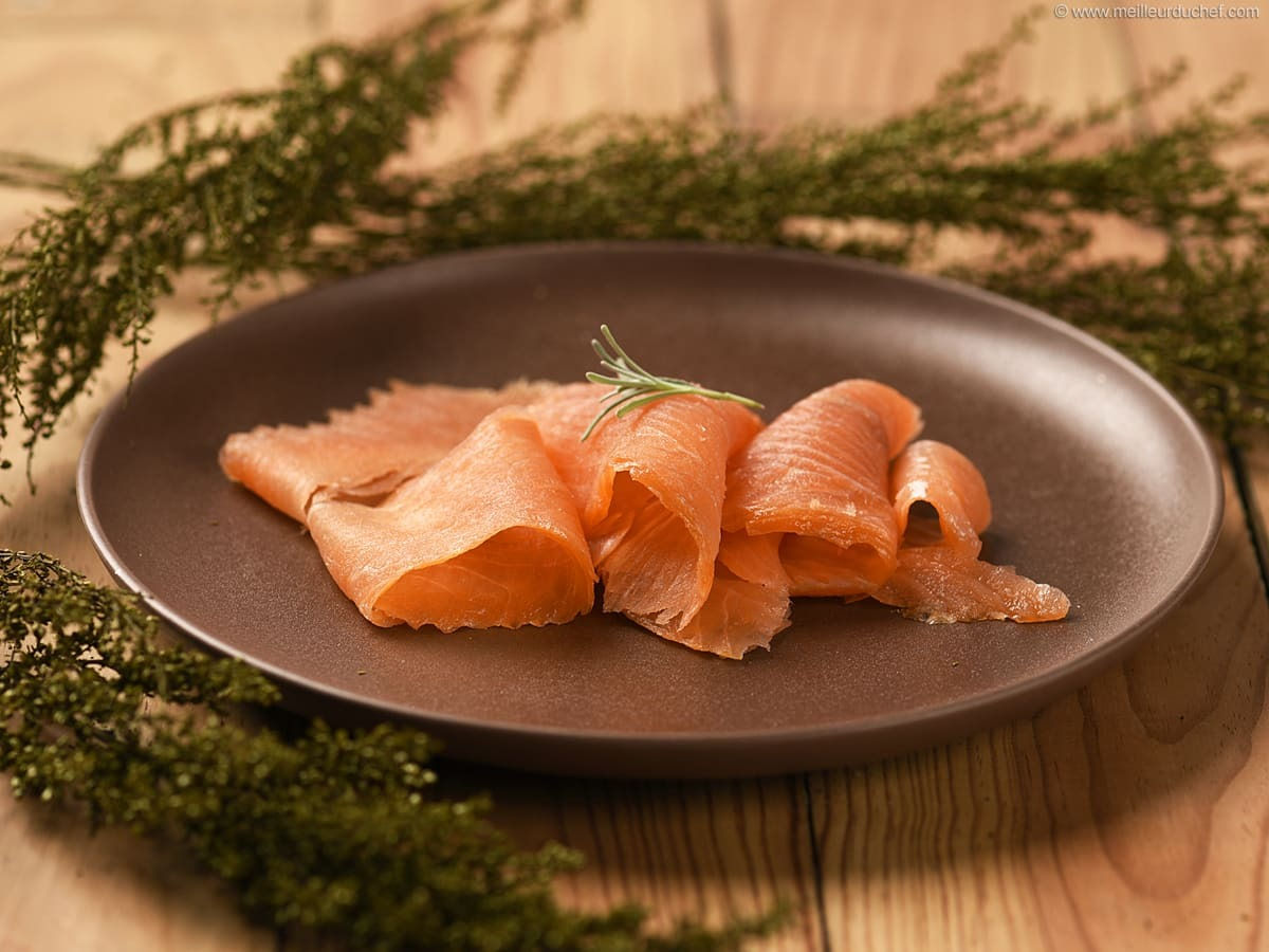 Morceaux de saumon fumé sous vide 500G / smoked salmon pieces 500G
