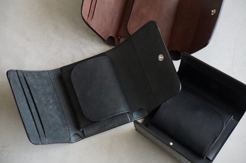 PETROSOLAUM Mountain Fold Wallet (3 Types) | unum