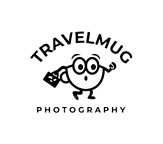 The TRAVELMUG PHOTOGRAPHY logo