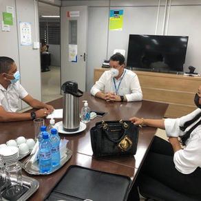 Prefeito se reúne com diretor da Energisa e cobra avanços na rede elétrica em Porto Walter