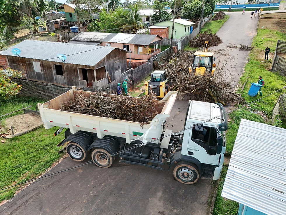 Secretaria de Obras fortalece limpeza pública em Porto Walter com atuação intensificada nos bairros