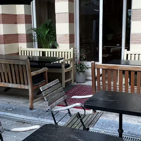Het terras is open!