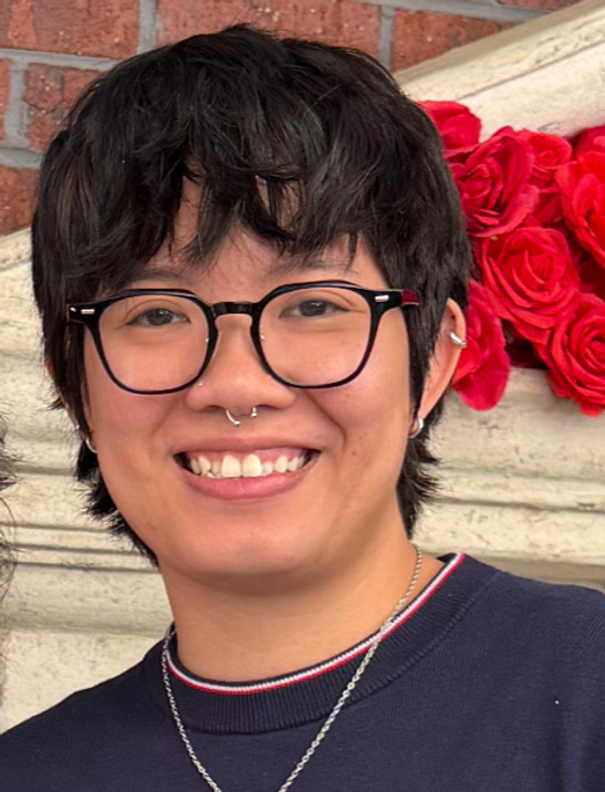 Linh La_edited.jpg