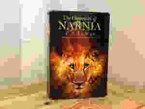 Review of the Chronicles of Narnia by CS Lewis