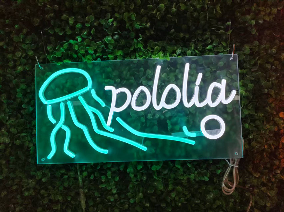 店舗の雰囲気を格上げする、オリジナルネオンサインを製作いたします