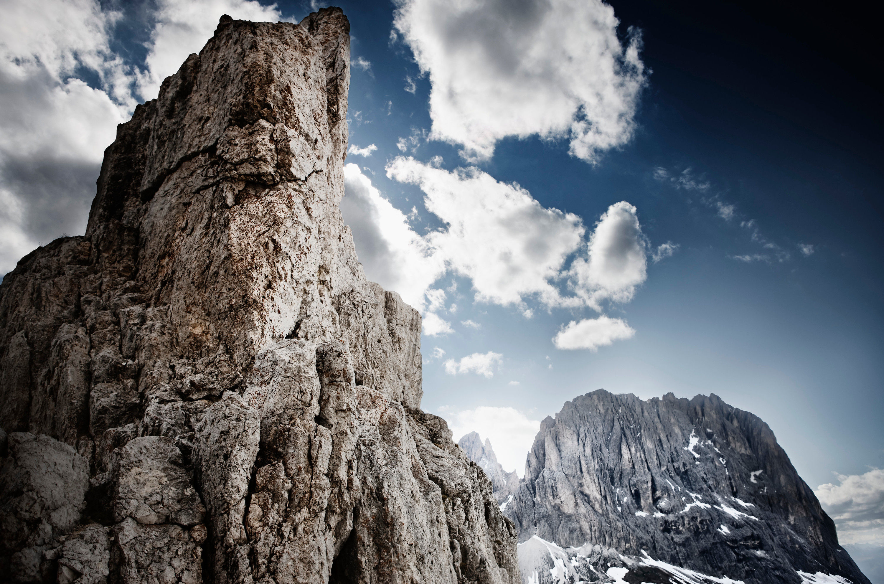 BT_TIROL Nr.: 42-23653890