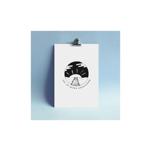Stilvolle Postkarte, um Freude zu versenden. Die Rosen sind handpainted by eliart.
Format: A6
Papier: Premium Naturpapier 300 g/m²
Gedruckt in der Schweiz