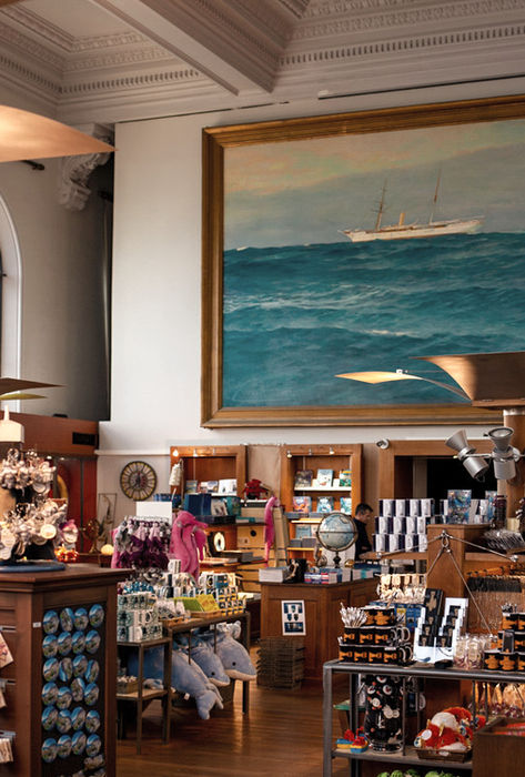 conception de boutique de musée et référencement de produits