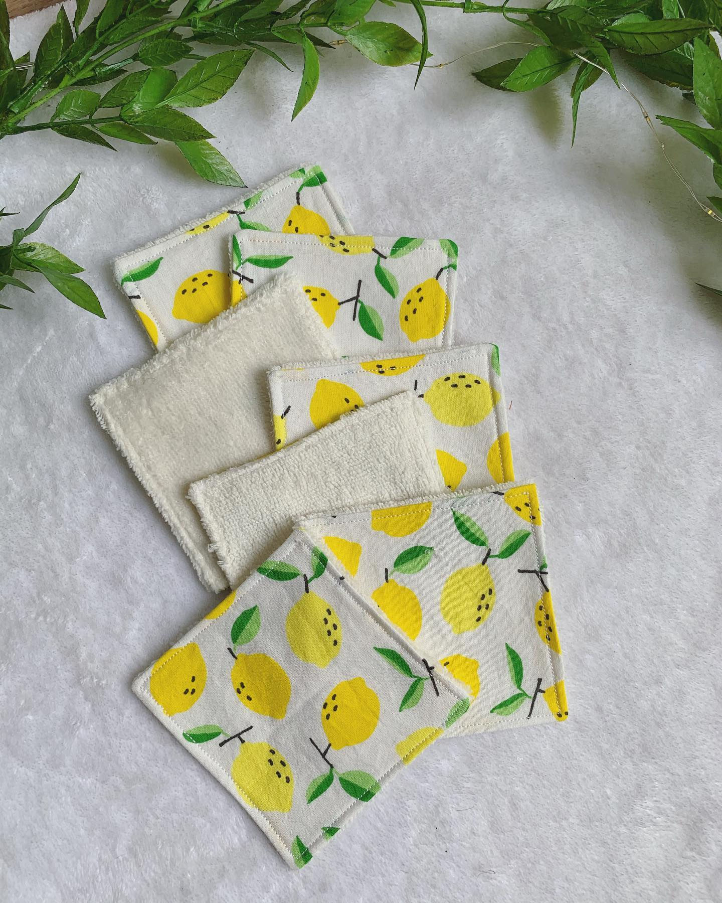 Lingettes demaquillantes