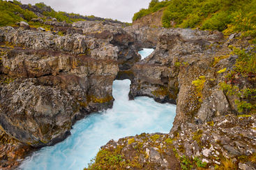Barnafoss, Island