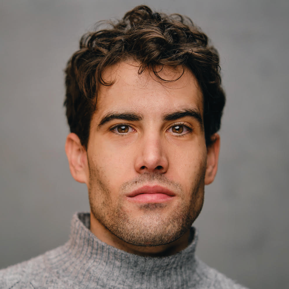 PEDRO M. OLIVEIRA