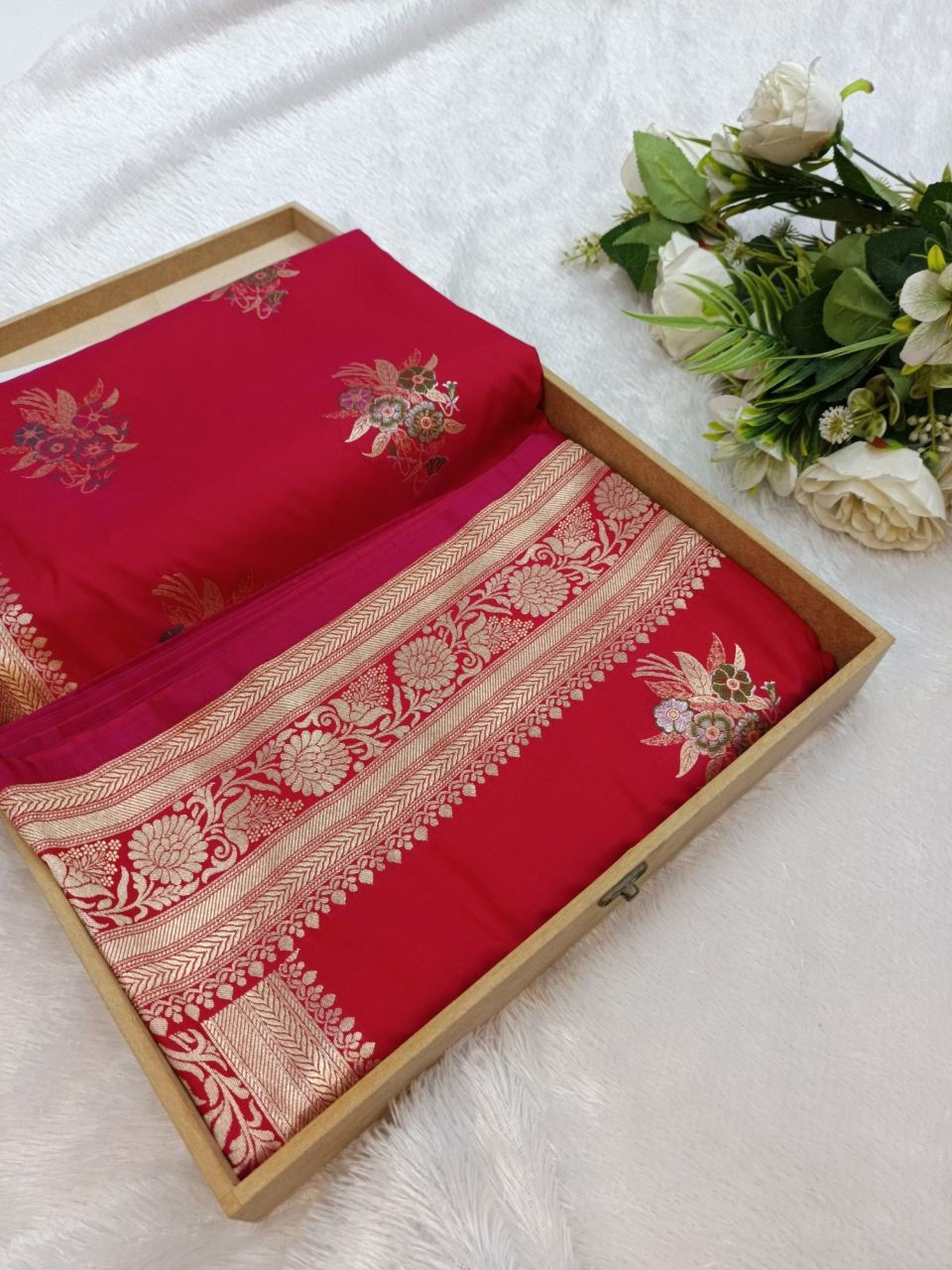 Thumbnail: Banarasi silk saree with meenakari motifs work