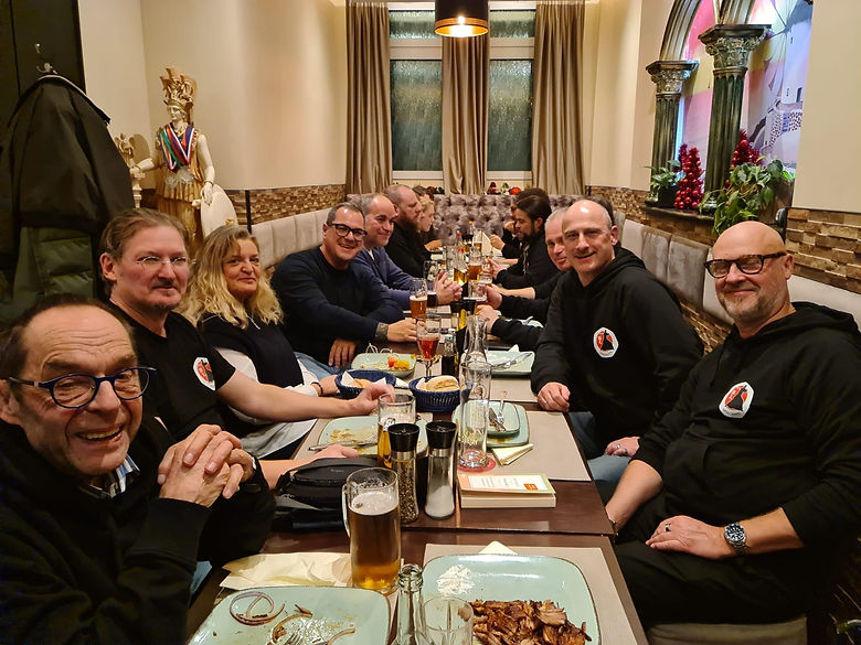 hinzke-shirts-beim-nekomata-kenjutsu-treffen.jpg