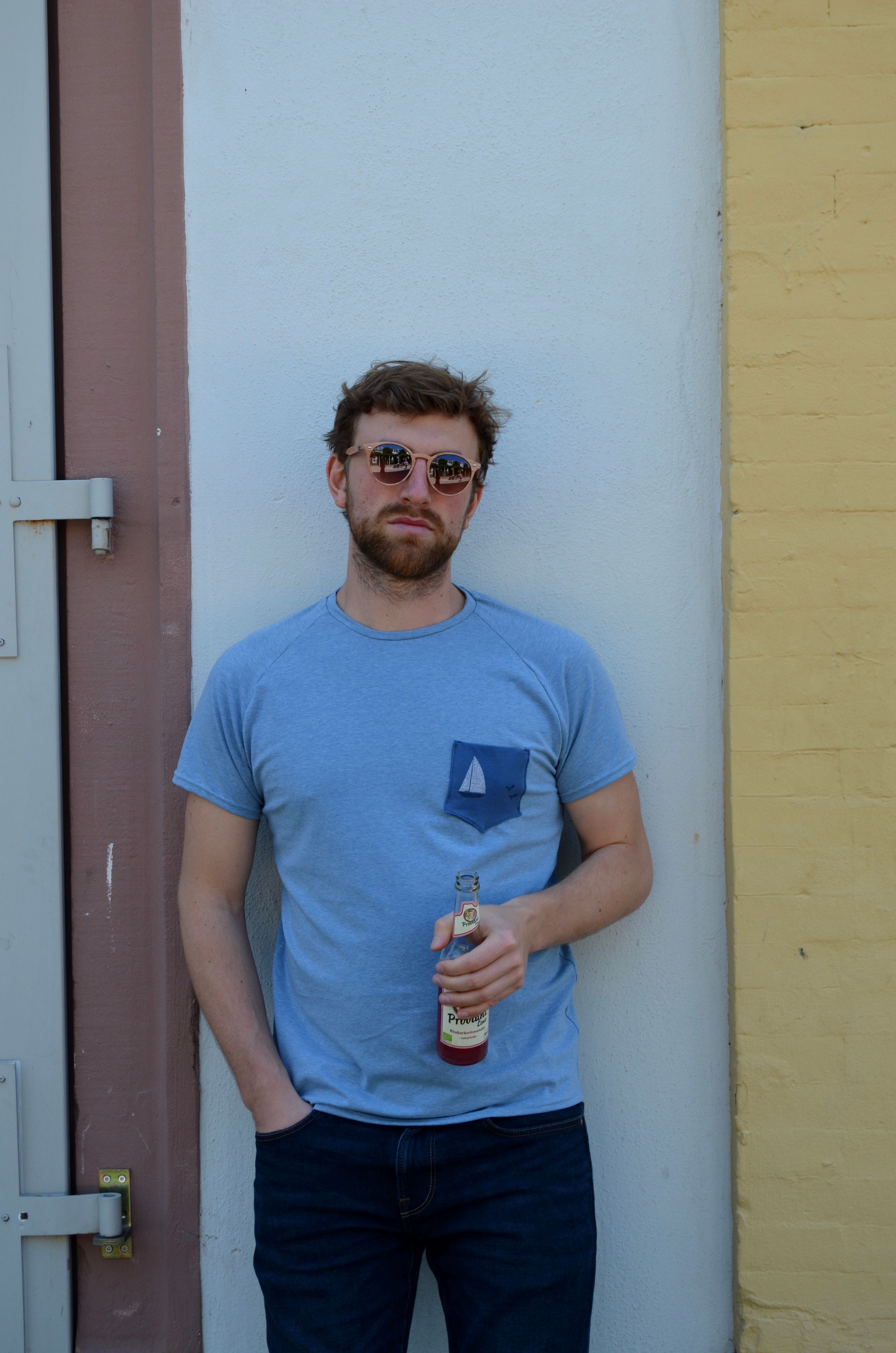 T-Shirt mit Brusttasche Größe L