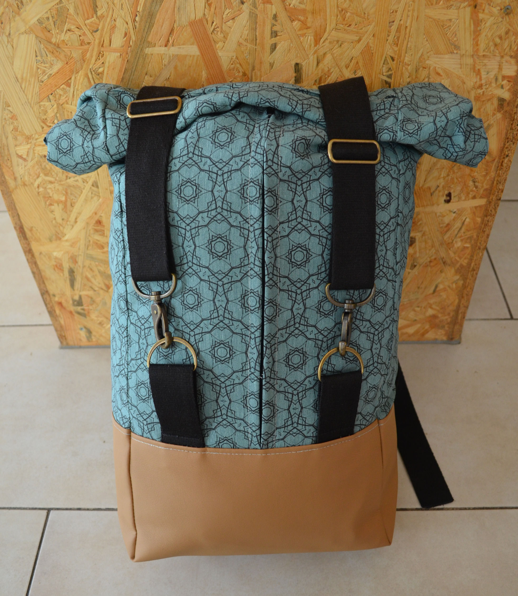 Rucksack aus Outdoorstoff mint