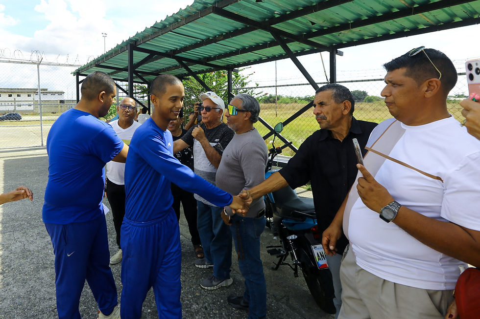 Human rights group says 104 political prisoners released in Venezuela