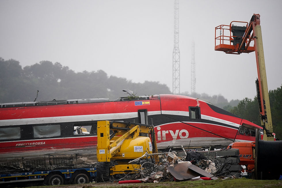 Spanish train drivers call three-day strike after deadly derailments