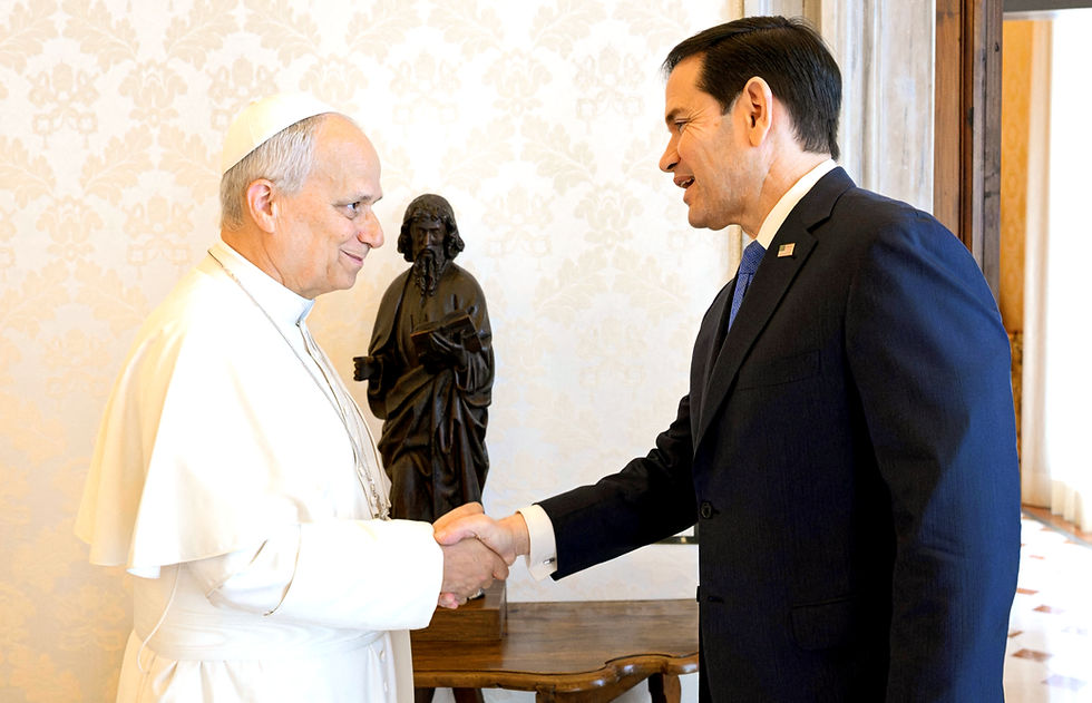 Pope arrives 40 minutes late to next appointment after meeting US Secretary of State