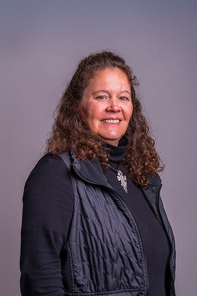Vabacs-Mindy-Headshot-036-edit.jpg