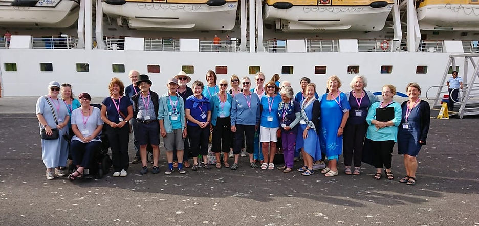 QWChoir at Portlland Port. 18.7.25.jpg