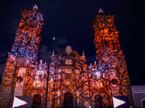 Pepe Chedraui encabeza encendido de nueva iluminación de la Catedral de Puebla