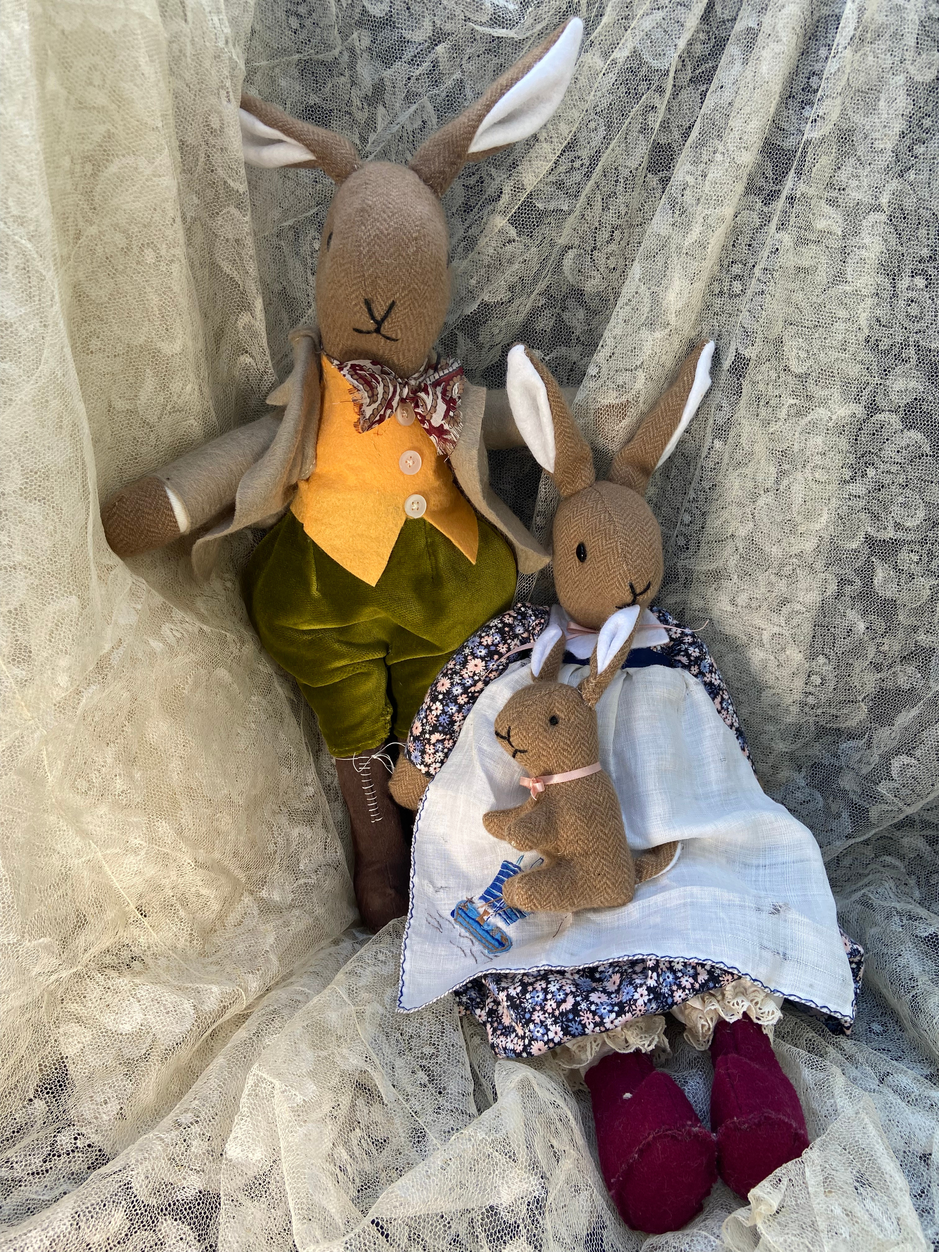 Edith Moody - The Rabbit family