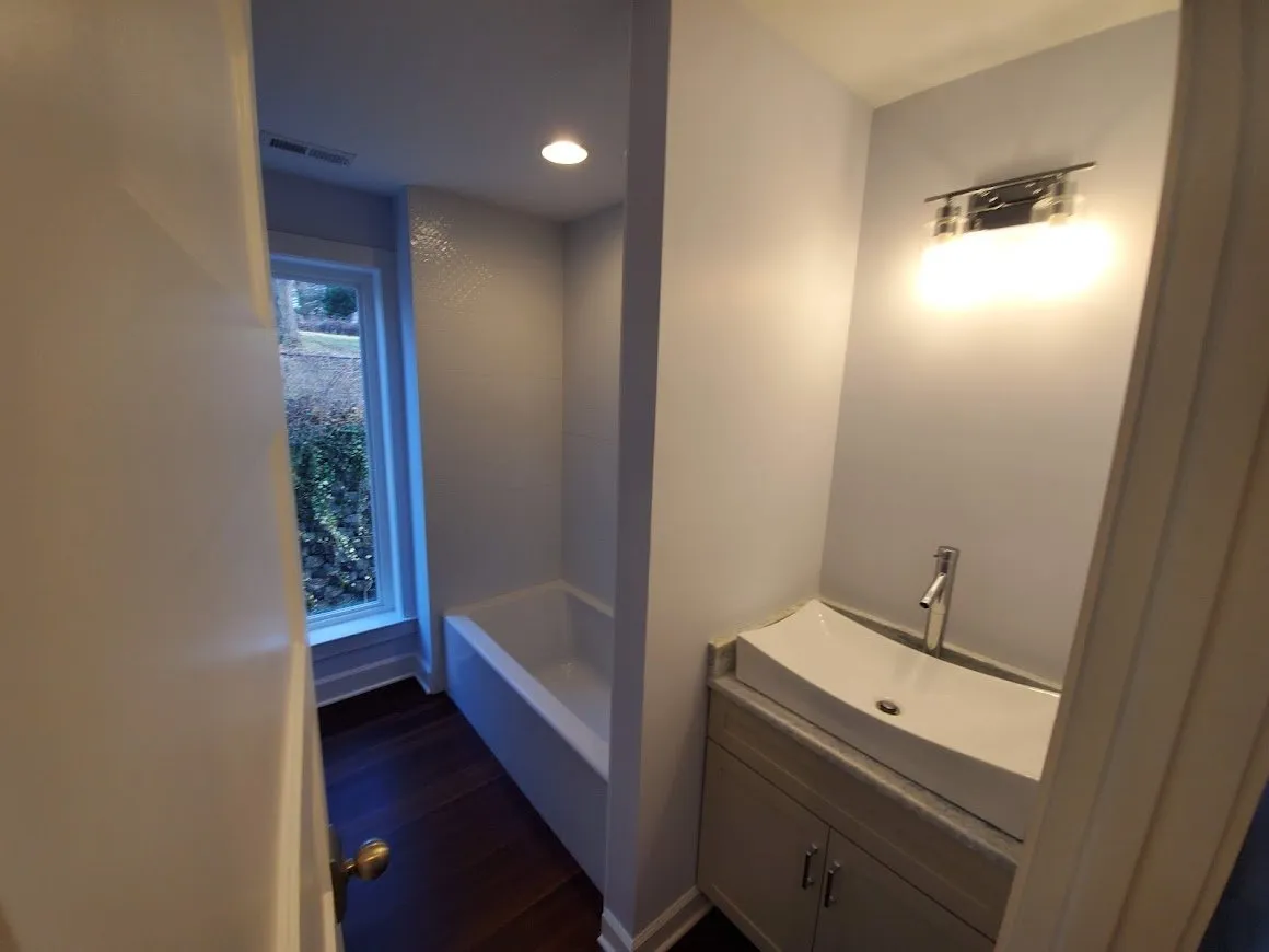 gallery-72-1920w.webp
