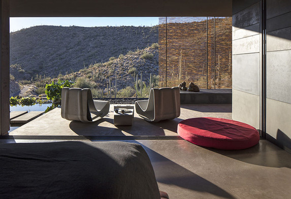 HIDDEN VALLEY DESERT HOUSE
