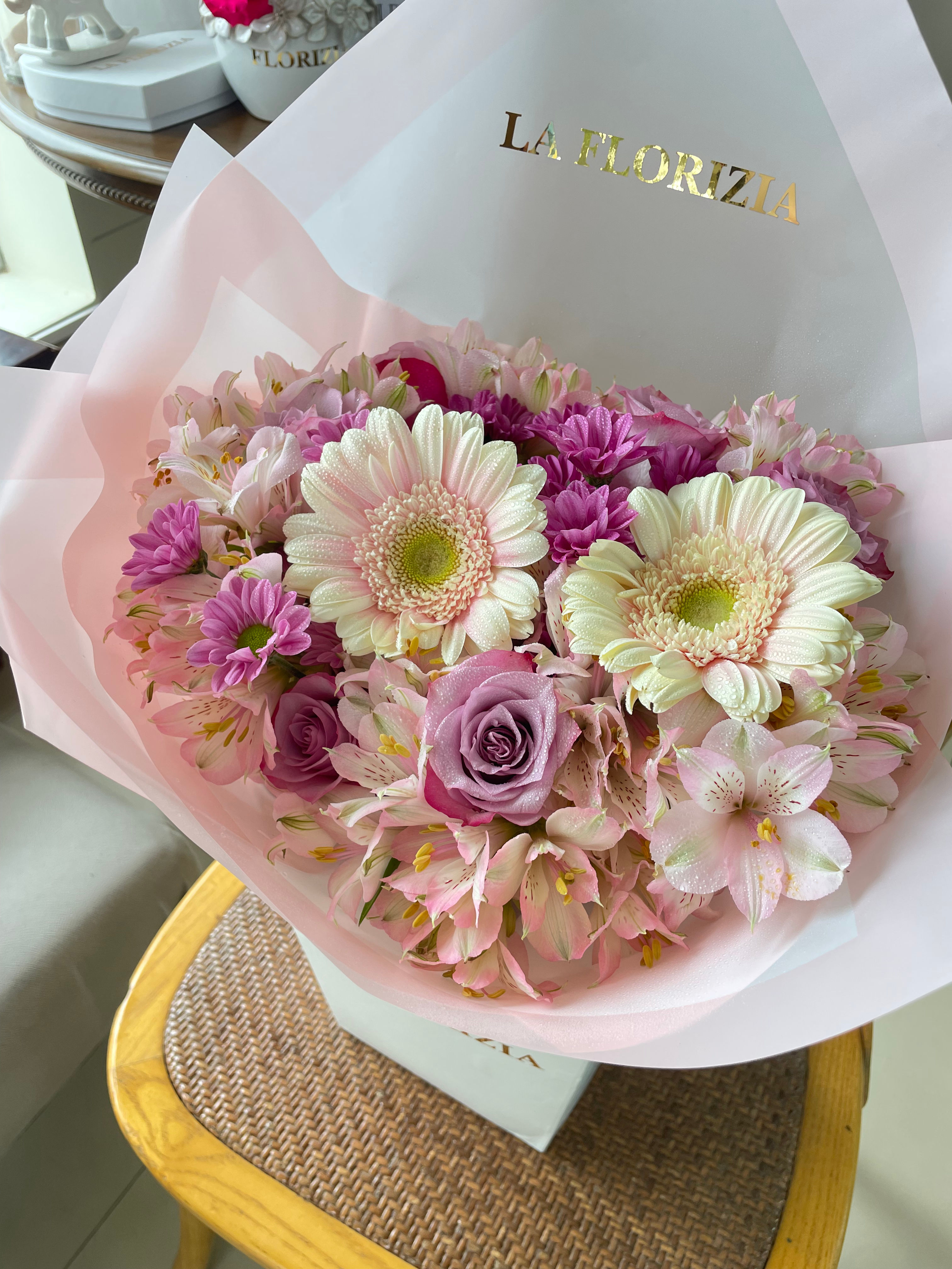 Box Ramo Roses (No contiene hidratación)