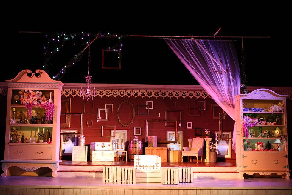 ILYYPNC Set Dressing Photos