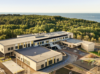Folkeparken skole ferdigstilt og overlevert til Kristiansund kommune