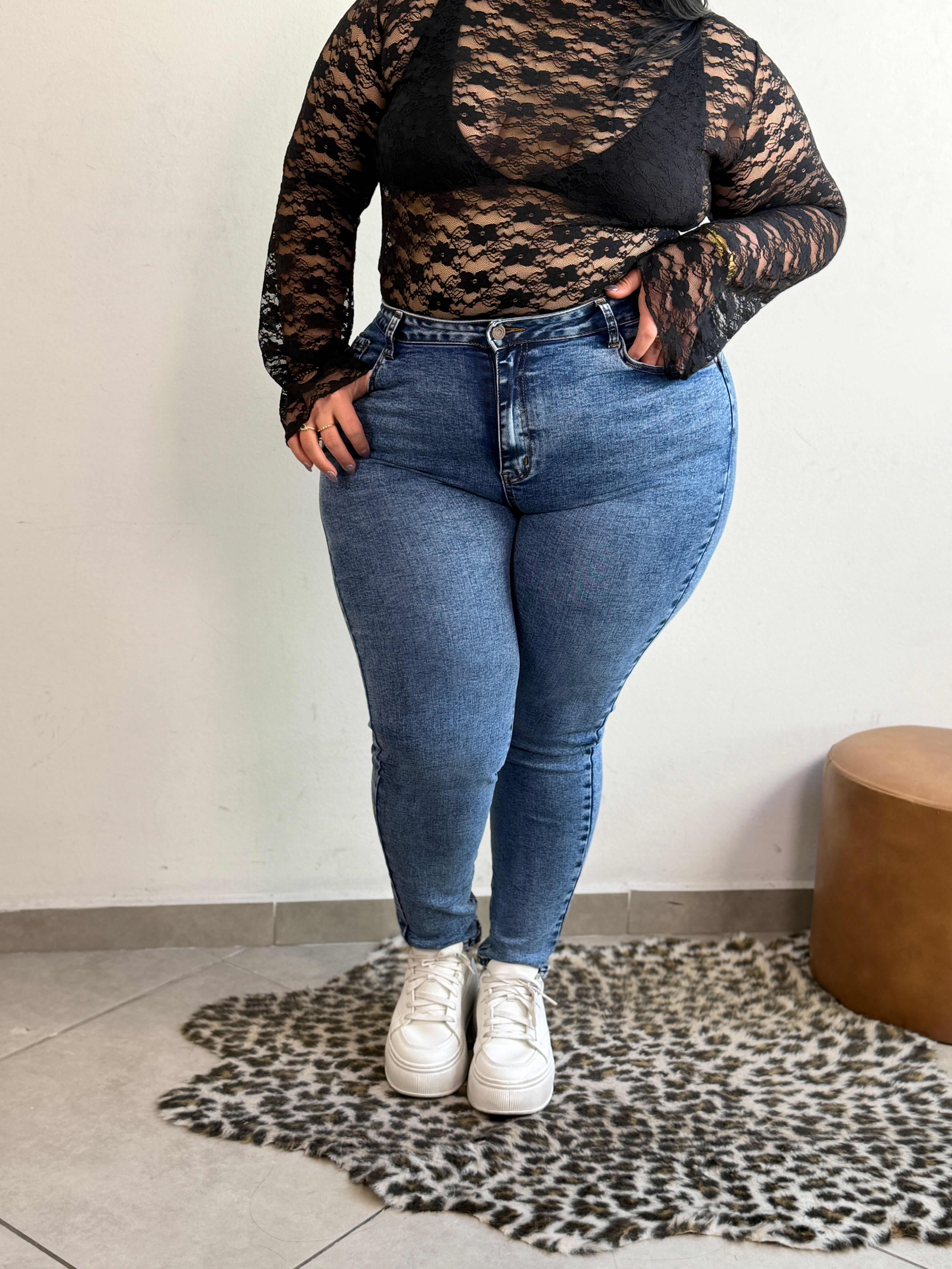 Jeans Skinny Jaspeado Konnor ✨