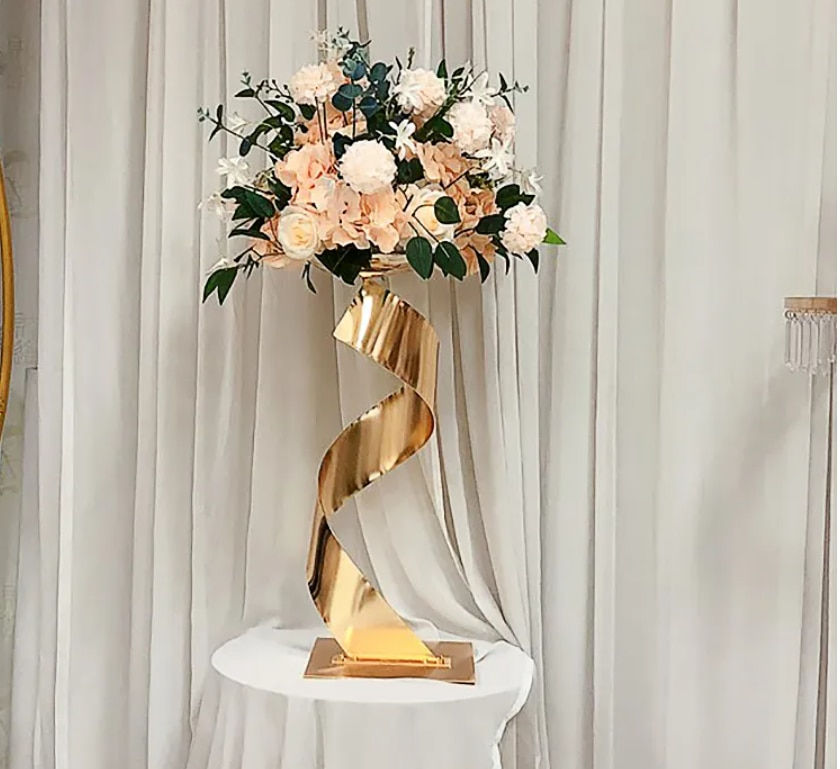 Thumbnail: Golden Blossom Wedding Delight Centerpieces