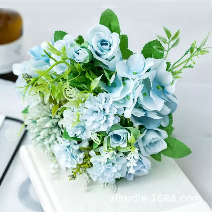 Thumbnail: Glimmering Elegance: Crystal Candle Flower Holder