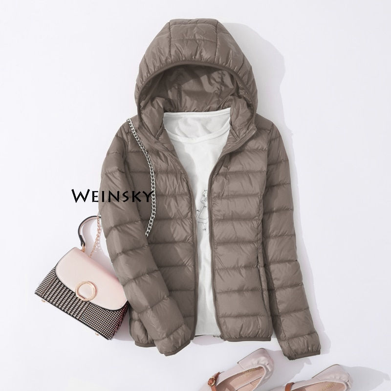 Thumbnail: Ultralight Comfort: Women's Thin Down Jacket