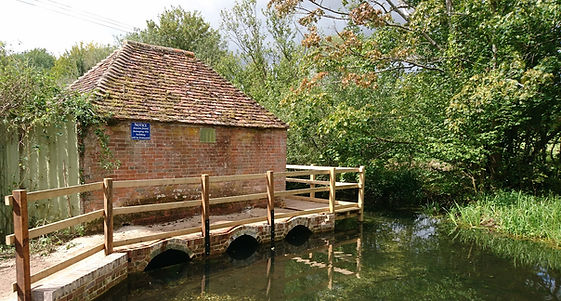 Eel house culverts and boardwalk at footpath opening
