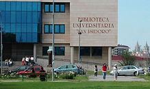 Fachada da Universidade de Léon na Espanha