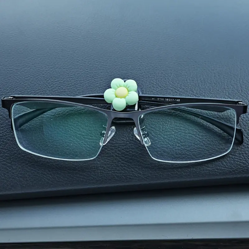 Thumbnail: Car Hook Cute Small Flower Hook Decoration Car Storage Multi-function Storage Sm
