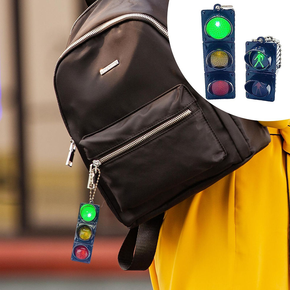 Thumbnail: 1Pcs Simulation Electronic Traffic Light Keychain Pendant Mini Pedestrian Light