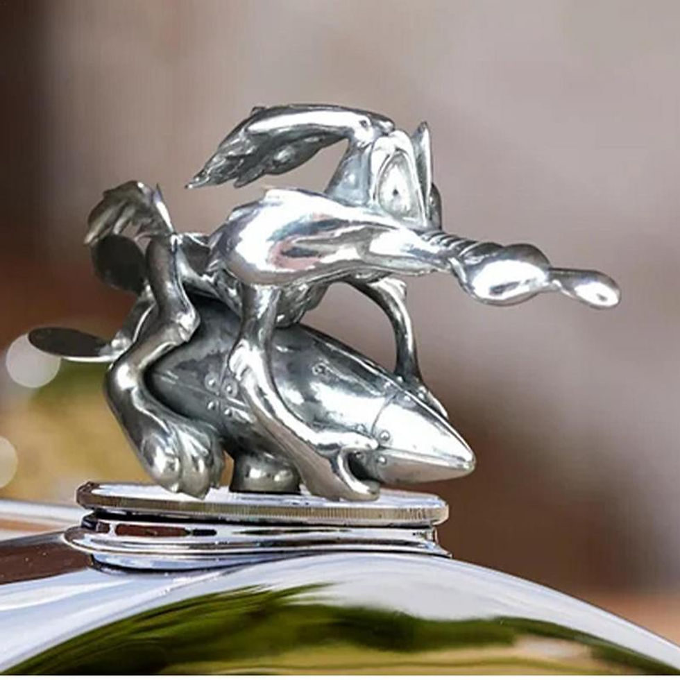 Thumbnail: 2023 Wile E Coyote Auto Accessories Shooter Hood Cover Decoration Vintage Plate