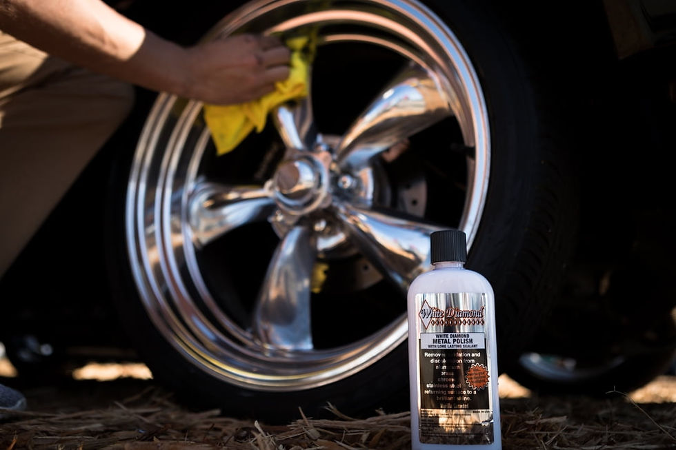 Thumbnail: White Diamond Metal Polish with Long Lasting Sealant, 12 FL. Oz.