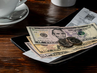 How an On-Site ATM Can Help Restaurants Keep Their Best Servers