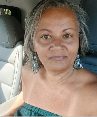 Lisa Oxendine, Owner