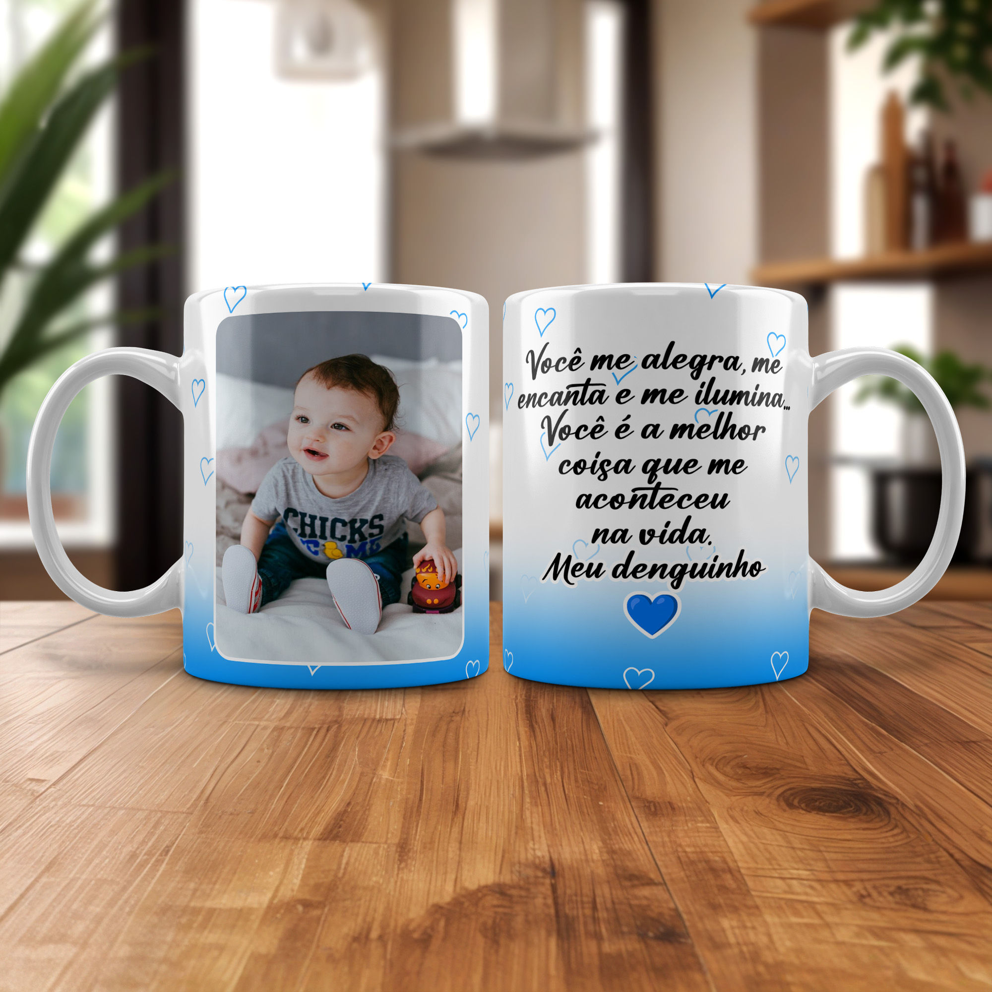 Caneca personalizada com foto de bebê e mensagem: "Vovô me alegrou ao nascer, e a mamãe, vovó que me protege e me guia, meu vovô! Meu Deus te abençoe!".