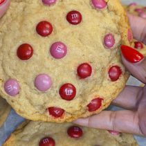 Festive M&M Cookies Recipe Perfect for Celebrating Any Holiday