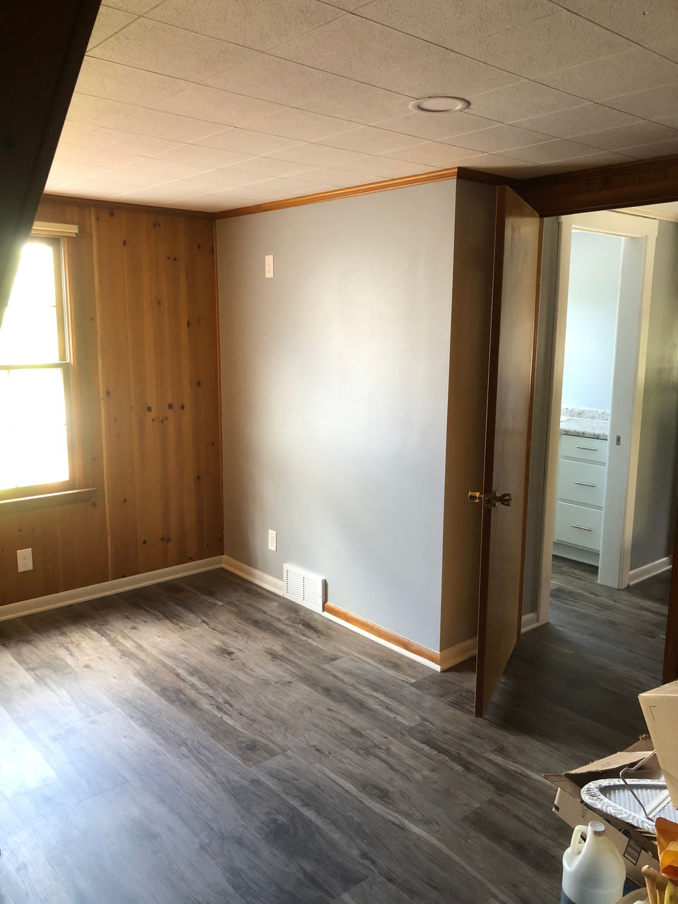 Aquadale Veterinary Clinic is creating a dedicated space for staff relaxation and potential on-call accommodations. The break room will offer a comfortable area for employees to unwind, while the apartment will provide a convenient living space for staff members who need to be on-call.