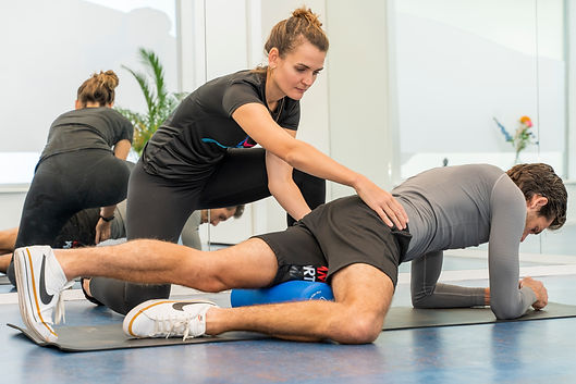 faszienroller hufte.jpg