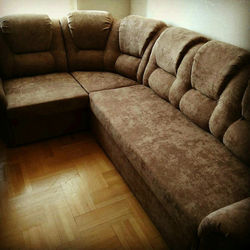 yglovoy divan